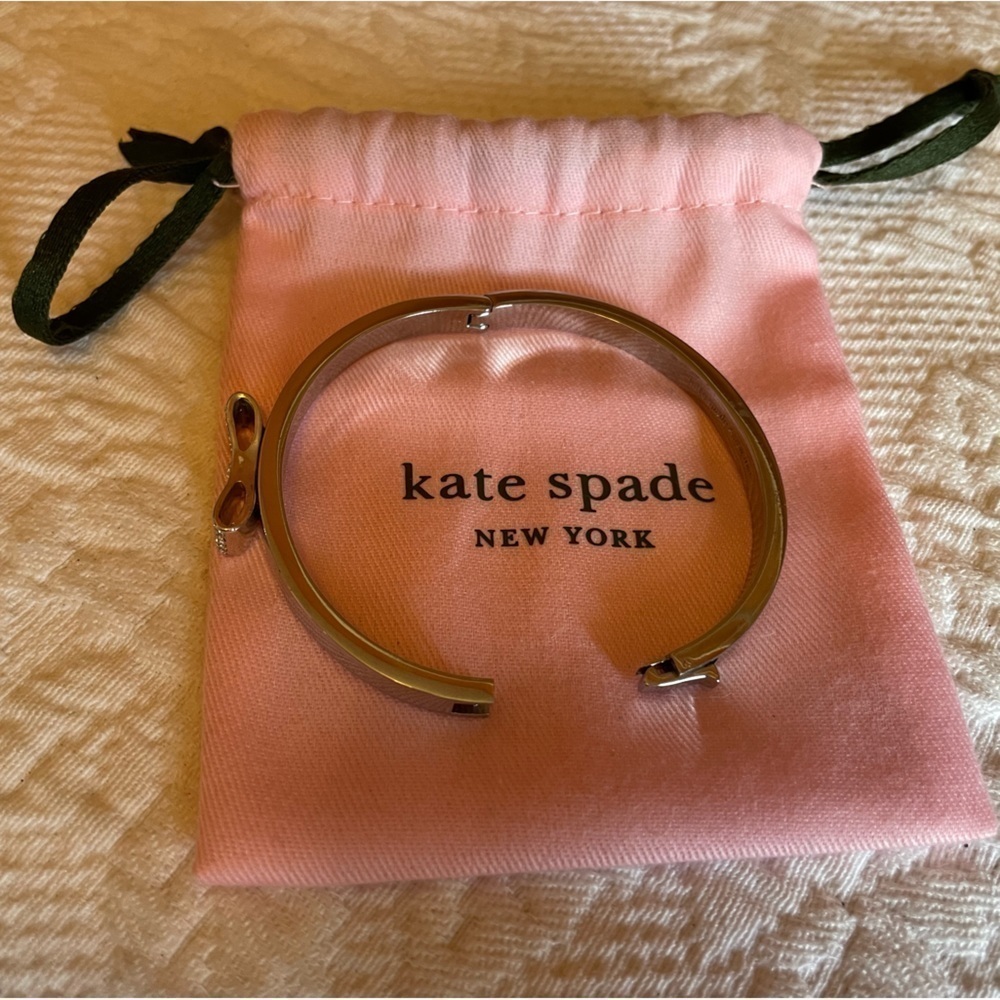Kate Spade crystal bow bangle bracelet - Picture 4 of 4